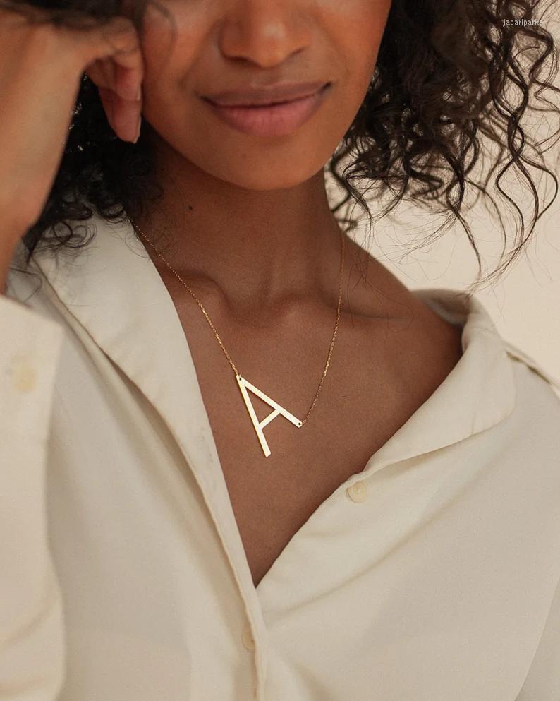 Chains Initial Big Letter Necklace For Women Minimalist Dainty Fashion Sideways Stainless Steel Jewelry Christmas Birthday Party Gift
Chains Initial Big Letter Necklace For Women Minimalist Dainty Fashion Sideways Stainless Steel Jewelry Christmas Birthday Party Gift