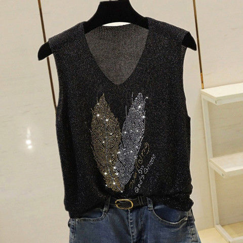 Women's Tanks Camis Drilling V-neck Camisole Women's Summer Loose Sleeveless Ice Silk Knitted Drop Womens Tops 230317
Women's Tanks Camis Drilling V-neck Camisole Women's Summer Loose Sleeveless Ice Silk Knitted Drop Womens Tops 230317