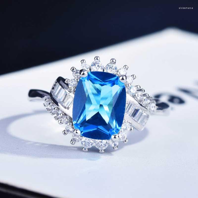 Wedding Rings 925 Silver Exquisite Ring With Sparkling Crystal Zircon Geometric Europe America Jewelry For Women Party Anniversary Gif
Wedding Rings 925 Silver Exquisite Ring With Sparkling Crystal Zircon Geometric Europe America Jewelry For Women Party Anniversary Gif