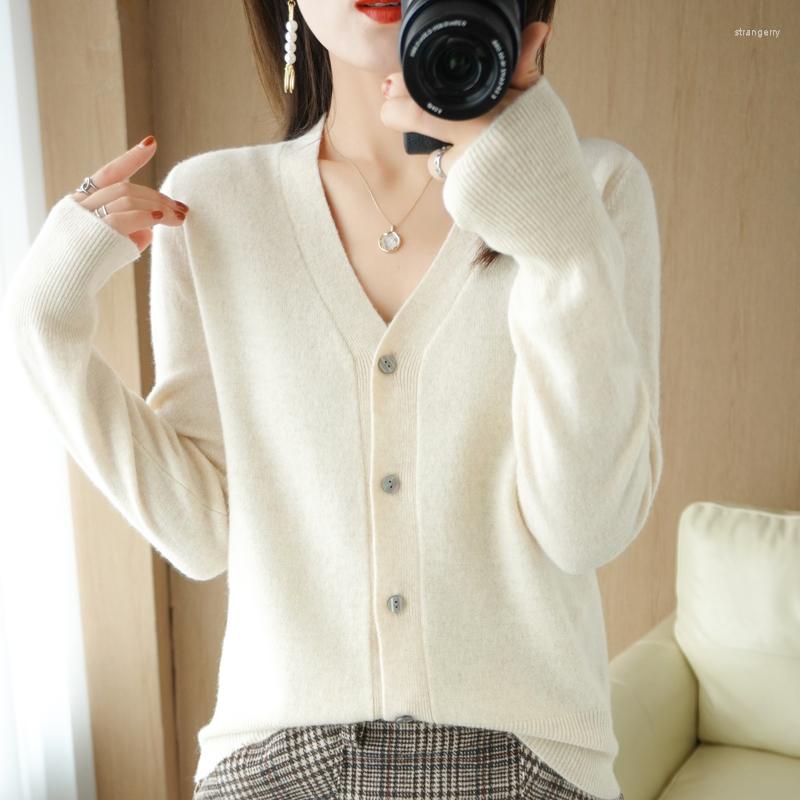Women's Knits Pure Wool Sweater Woman V-Neck Cardigan Autumn/Winter Cashmere Casual Knitted Tops Female Jacket Warm, Gray
Women's Knits Pure Wool Sweater Woman V-Neck Cardigan Autumn/Winter Cashmere Casual Knitted Tops Female Jacket Warm, Gray