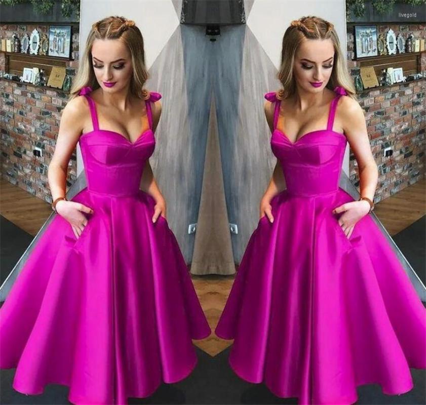 Party Dresses Sweet Fuchsia Homecoming A Line Straps Pocket Short Prom Gowns Satin Formal Girls Outfits 2023 Length Robe De, Custom made 
Party Dresses Sweet Fuchsia Homecoming A Line Straps Pocket Short Prom Gowns Satin Formal Girls Outfits 2023 Length Robe De, Custom made