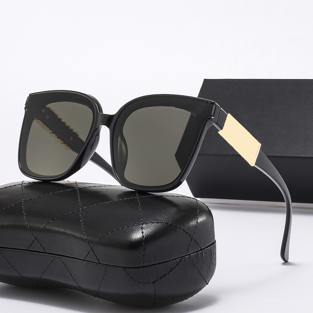 Luxury Sunglasses Square Trendy sunglasses for women Sunscreen Versatile Foreign Temperament Polarized UV Proof Strong Light 
Luxury Sunglasses Square Trendy sunglasses for women Sunscreen Versatile Foreign Temperament Polarized UV Proof Strong Light