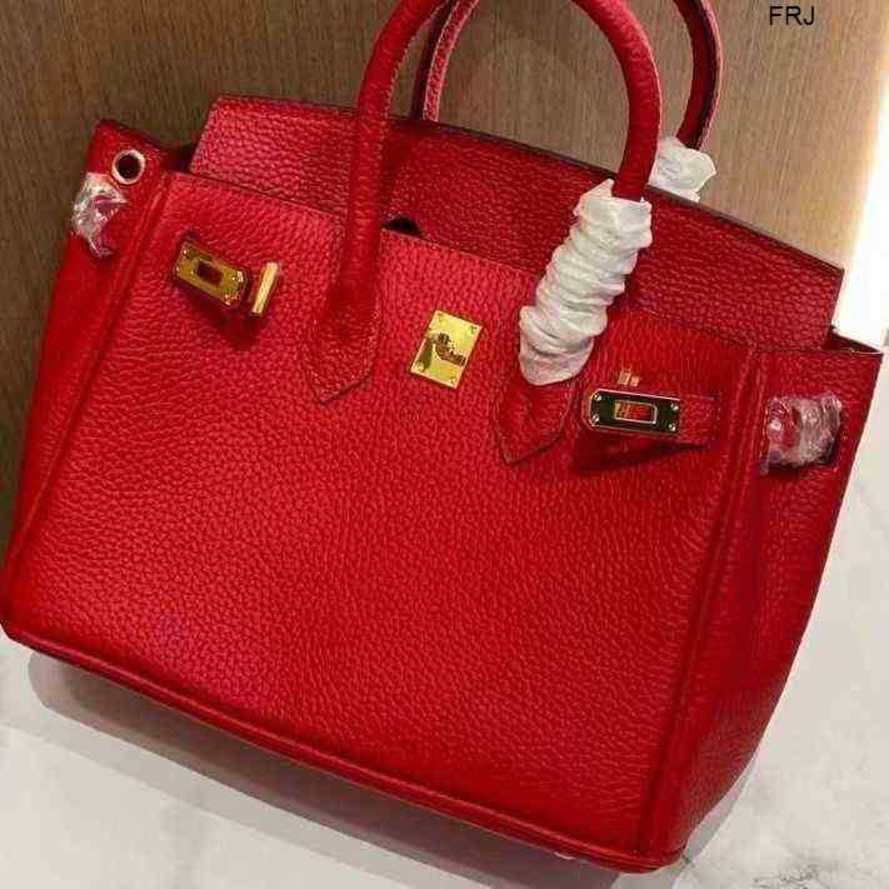 Designer Bags Birkin Handbags Herms Womens Handbag Picotin 18 22 Mrs. Custom Litchi Pattern Avocado Green Platinum Trendy Leather Large Capacity Have Logo frj, Red medium (red envelope) 30cm
Designer Bags Birkin Handbags Herms Womens Handbag Picotin 18 22 Mrs. Custom Litchi Pattern Avocado Green Platinum Trendy Leather Large Capacity Have Logo frj, Red medium (red envelope) 30cm