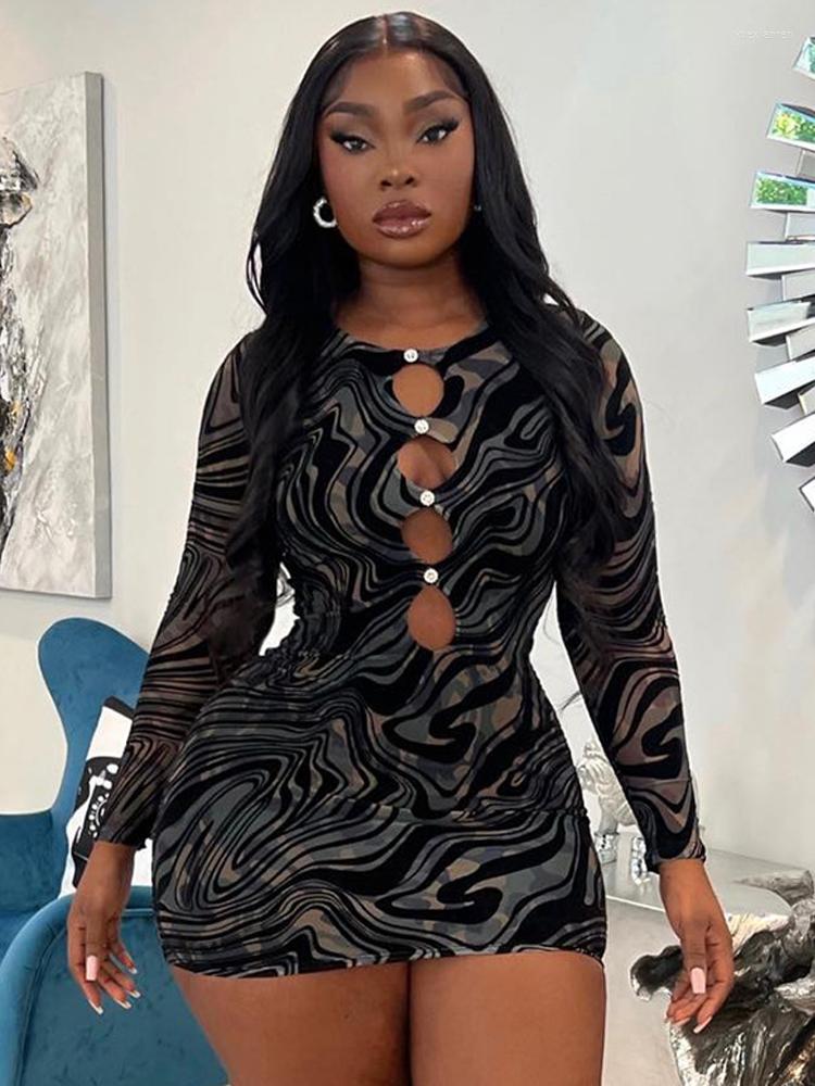 Casual Dresses Long Sleeve Hollow Out Printed Bodycon Mini Dress Women Party Club Sexy Sheath Short 2023 Spring Clothes Wholesale Items, Black
Casual Dresses Long Sleeve Hollow Out Printed Bodycon Mini Dress Women Party Club Sexy Sheath Short 2023 Spring Clothes Wholesale Items, Black