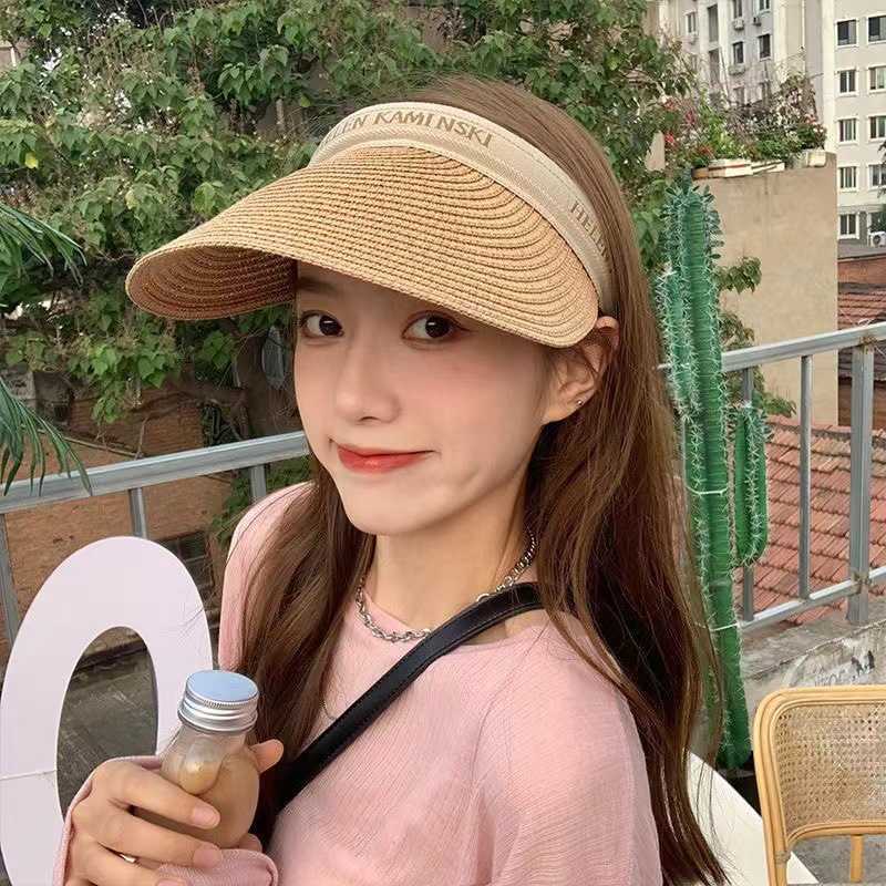 Summer Hats Caps Men's Women's Summer new Korean ins trend straw hat women's net red sun visor hair band duck tongue hat, Card color black edge
Summer Hats Caps Men's Women's Summer new Korean ins trend straw hat women's net red sun visor hair band duck tongue hat, Card color black edge