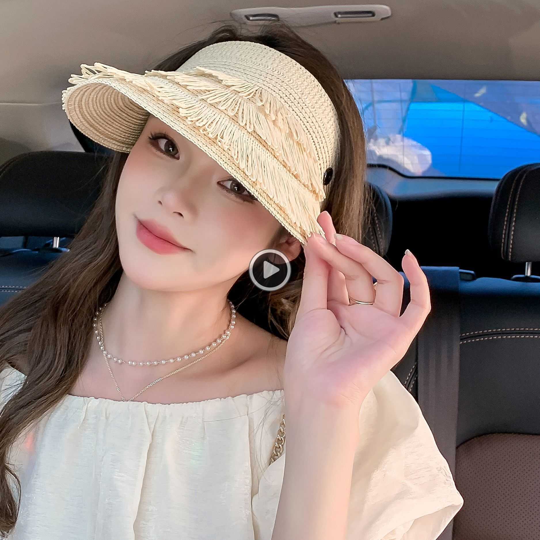 Summer Hats Caps Men's Women's New Summer Rollable Hollow Top Large brim Face Small Outdoor Face Shield UV Protection Sun Hat Sun Protection Straw Hat, Khaki
Summer Hats Caps Men's Women's New Summer Rollable Hollow Top Large brim Face Small Outdoor Face Shield UV Protection Sun Hat Sun Protection Straw Hat, Khaki