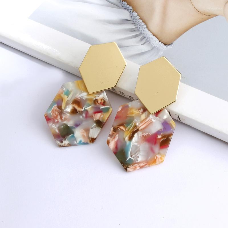 Dangle Earrings Fashion Women's Vintage Simple Six-sided Metal Geometry Acrylic Pendant Acetate Plate
Dangle Earrings Fashion Women's Vintage Simple Six-sided Metal Geometry Acrylic Pendant Acetate Plate