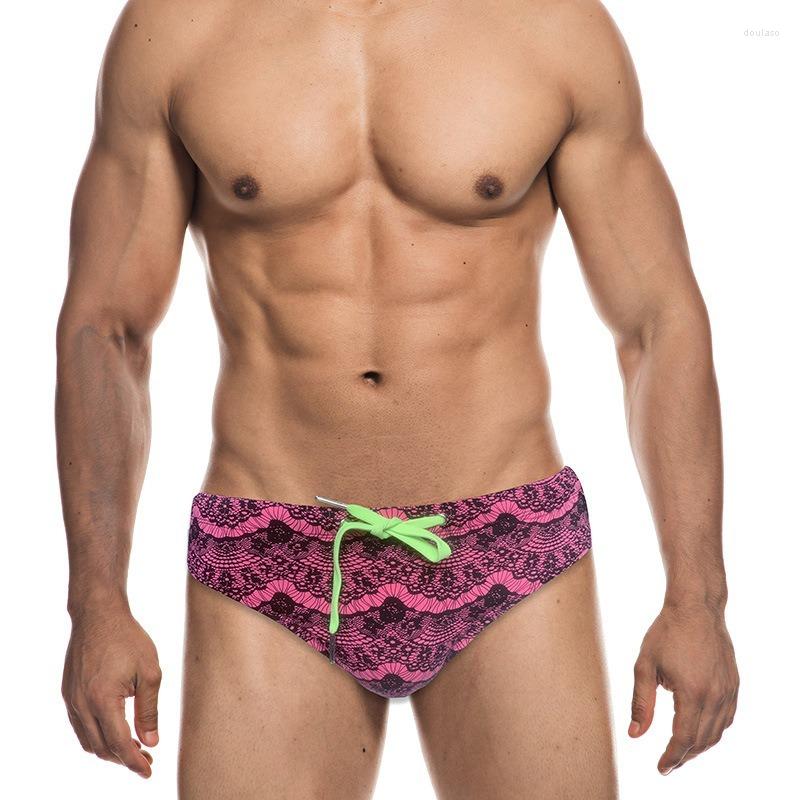 Underpants Men Bikini Briefs Push Up Cup Pad Printed Lacing Elastic Waist Underwear Swimwear Beachwear Shorts Surf Swimming Trunks Panties
Underpants Men Bikini Briefs Push Up Cup Pad Printed Lacing Elastic Waist Underwear Swimwear Beachwear Shorts Surf Swimming Trunks Panties
