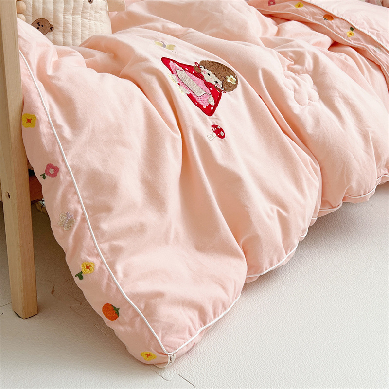 Quilts Grade A Pure Cotton Brushed Thick Pink Three-Dimensional Edge Bread Quilt Autumn And Winter Warm Soybean Quilt Children's Single 230317
