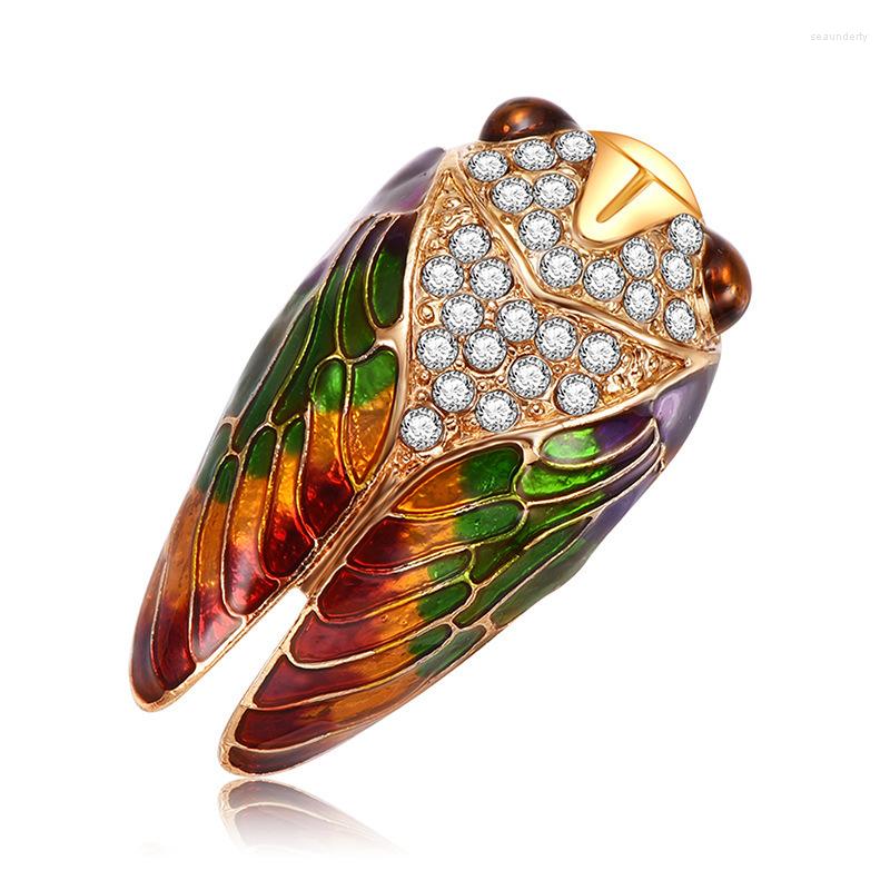Brooches Retro Cute Exquisite Summer Cicada Rhinestone Corsage High-end Animal Brooch
Brooches Retro Cute Exquisite Summer Cicada Rhinestone Corsage High-end Animal Brooch
