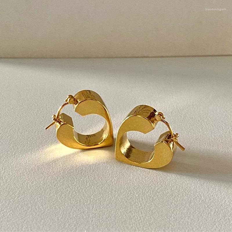 Hoop Earrings Classic Heart Pendant Hollow Style Vacuum Plated Gold Thick Love Titanium For Women Fashion Jewelry
Hoop Earrings Classic Heart Pendant Hollow Style Vacuum Plated Gold Thick Love Titanium For Women Fashion Jewelry