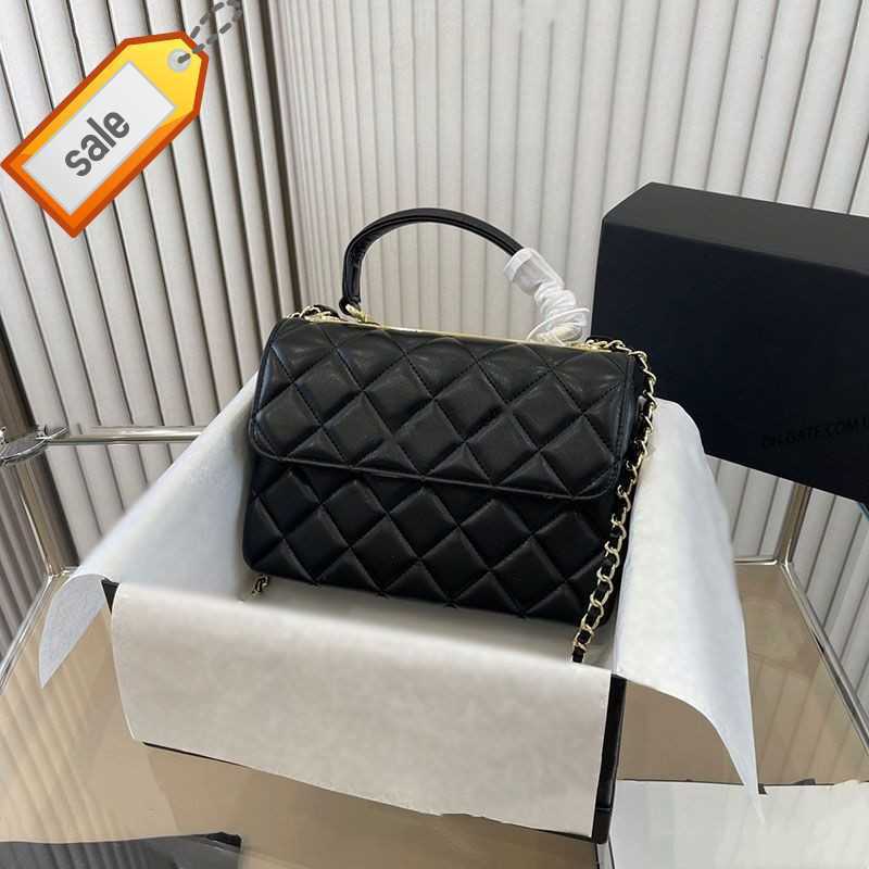 Luxury Women's Brand Designers Handbags Fashion Diamond Check Texture Leather Tote Bags Versatile Portable Single Shoulder Crossbody Bag Factory direct sales, Sky blue
Luxury Women's Brand Designers Handbags Fashion Diamond Check Texture Leather Tote Bags Versatile Portable Single Shoulder Crossbody Bag Factory direct sales, Sky blue