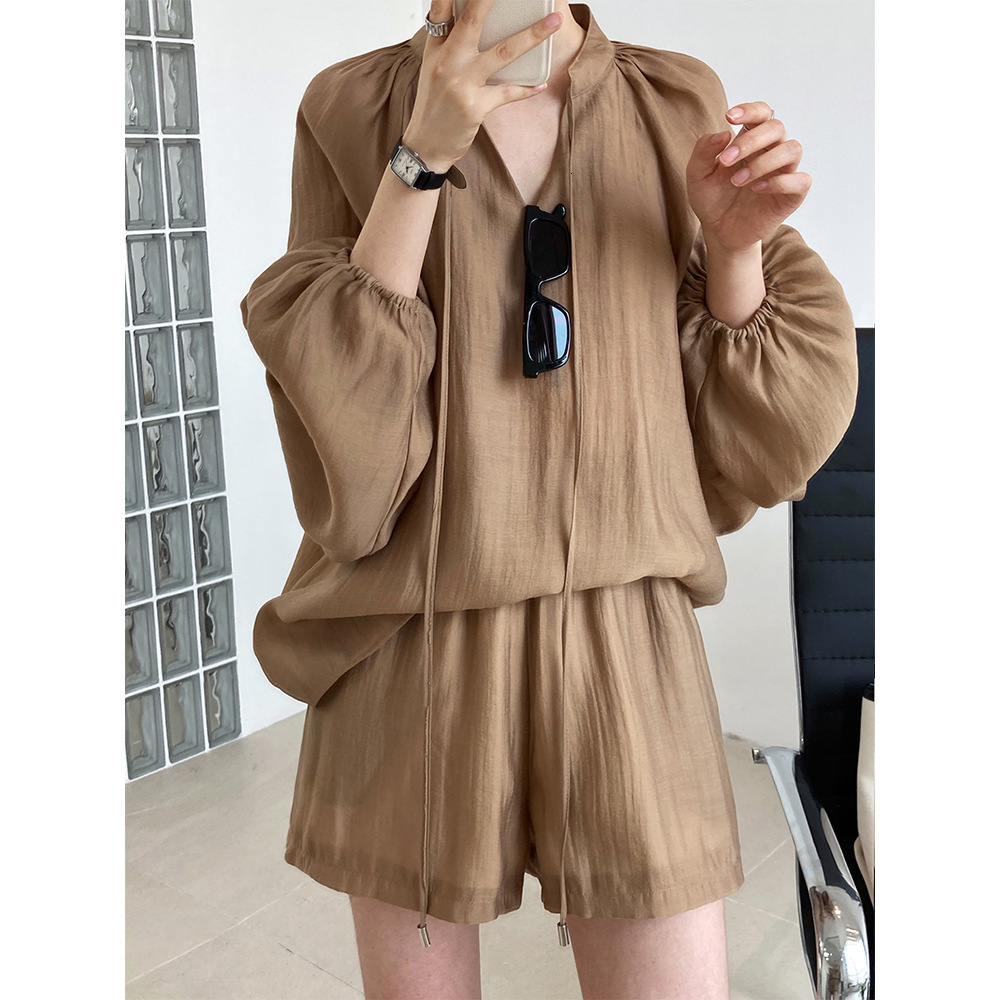 Womens Two Piece Pants Summer Fashion Sports and Leisure Lace Up Long Sleeve Sunscreen Wide Leg Shorts Suit Two Piece Set 230316, Moonlight apricot
Womens Two Piece Pants Summer Fashion Sports and Leisure Lace Up Long Sleeve Sunscreen Wide Leg Shorts Suit Two Piece Set 230316, Moonlight apricot