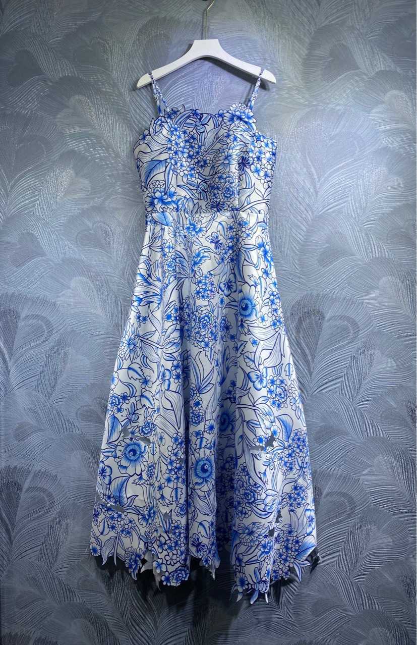 designer dresses shirt Womens 2023 Spring New Sling Print Long DressHigh quality women clothes, Wathet
designer dresses shirt Womens 2023 Spring New Sling Print Long DressHigh quality women clothes, Wathet