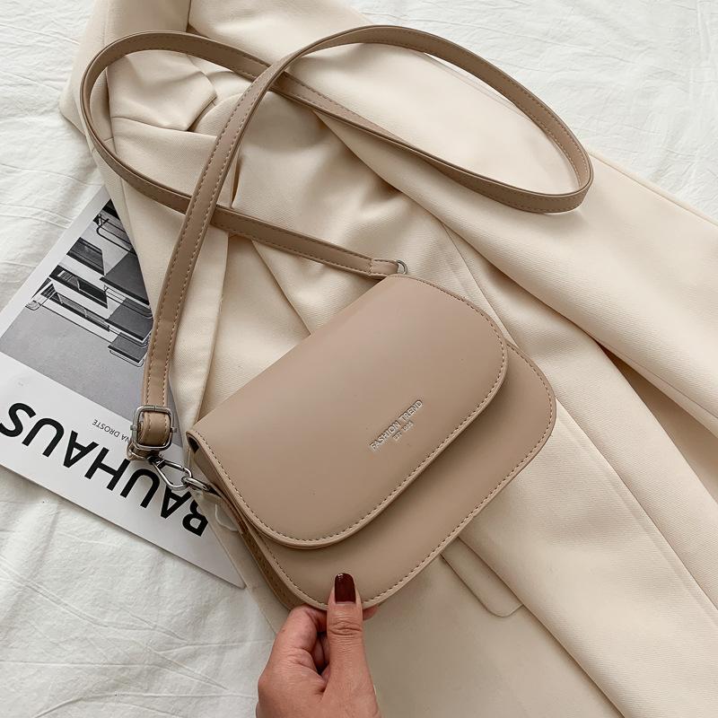 Evening Bags Simple Trend Crossbody For Women Solid Wild Flap Shoulder Bag Lady Designer Small Women's Handbags And Purses Fashion, White
Evening Bags Simple Trend Crossbody For Women Solid Wild Flap Shoulder Bag Lady Designer Small Women's Handbags And Purses Fashion, White