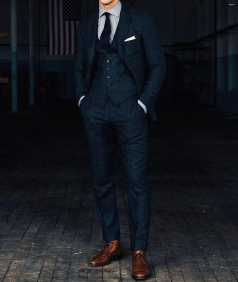 Men's Suits Navy Blue Tweed Male Blazer Vintage Fall Winter Groom Tuxedo Ternos Formal Wedding For Men 3 Piece Coat Pants Vest Costume, Gray
Men's Suits Navy Blue Tweed Male Blazer Vintage Fall Winter Groom Tuxedo Ternos Formal Wedding For Men 3 Piece Coat Pants Vest Costume, Gray