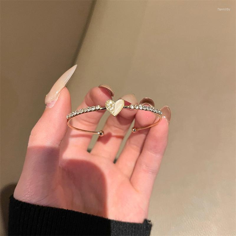 Bangle Vienkim Fashion Adjustable Crystal Heart Cuff Opening Trendy Bracelet For Women Jewelry Gift Girl 2023
Bangle Vienkim Fashion Adjustable Crystal Heart Cuff Opening Trendy Bracelet For Women Jewelry Gift Girl 2023