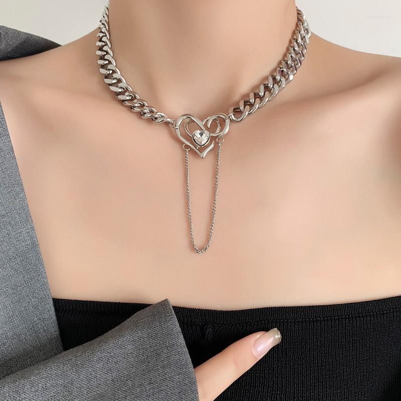 Pendant Necklaces Goth Steampunk Thick Chains For Women Trendy Fashion Heart Choker Collares Kpop Jewelry Party Accessories MS378
Pendant Necklaces Goth Steampunk Thick Chains For Women Trendy Fashion Heart Choker Collares Kpop Jewelry Party Accessories MS378