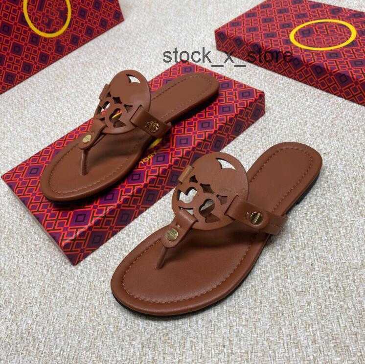 sandals Luxury Desinger Women Shoes Slipper Summer Leather Women's Sandal Casual Slides Outdoor Female Flip Flops
sandals Luxury Desinger Women Shoes Slipper Summer Leather Women's Sandal Casual Slides Outdoor Female Flip Flops