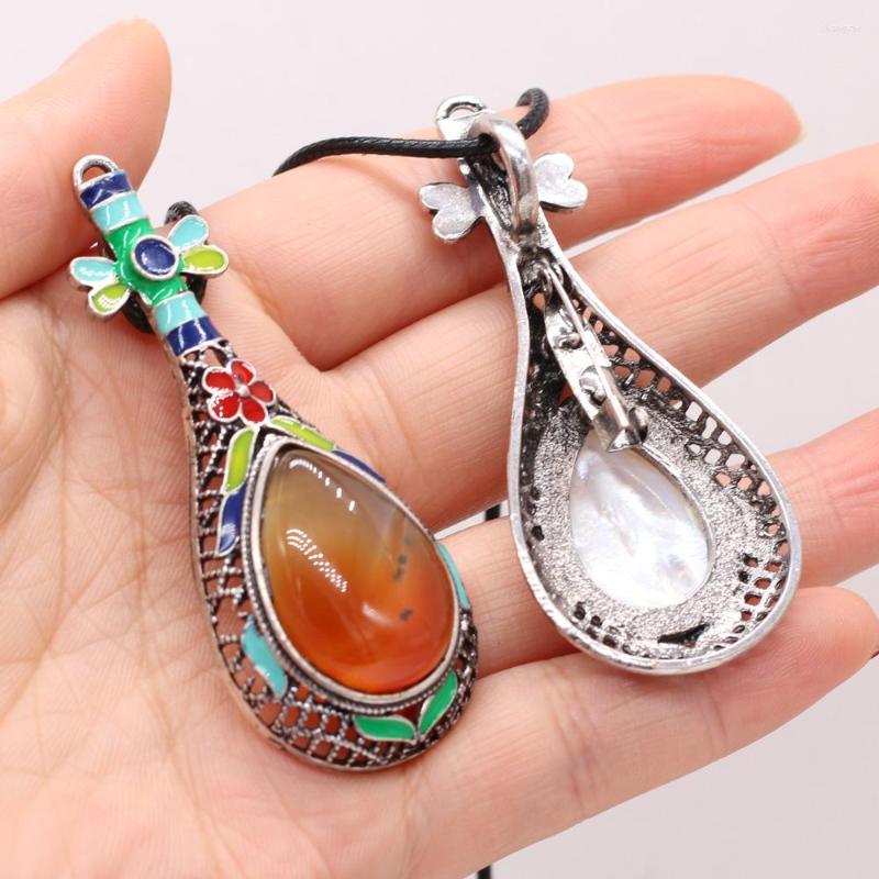 Chains Style Natural Shell Necklace Lute-Shaped Brooch Pendant Leather Cord 2MM Charms For Elegant Women Love Romantic Gift
Chains Style Natural Shell Necklace Lute-Shaped Brooch Pendant Leather Cord 2MM Charms For Elegant Women Love Romantic Gift