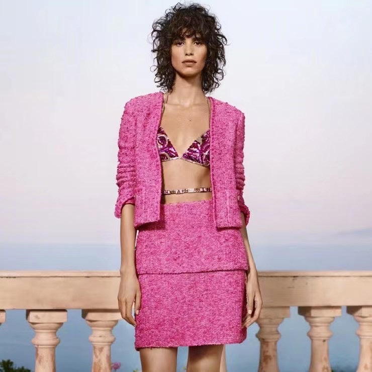 Chan 2023 new Women's Spring Two Piece Sets autumn winter two-piece fashion logo tweed jacket short skirt sexy suit casual spring women coat birthday Mother's Day gift, Pink
Chan 2023 new Women's Spring Two Piece Sets autumn winter two-piece fashion logo tweed jacket short skirt sexy suit casual spring women coat birthday Mother's Day gift, Pink