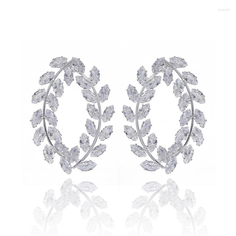 Dangle Earrings High End Design Light Luxury Jewelry Olive Branch Ins European And American Trend Zircon Cold Wind Daily
Dangle Earrings High End Design Light Luxury Jewelry Olive Branch Ins European And American Trend Zircon Cold Wind Daily