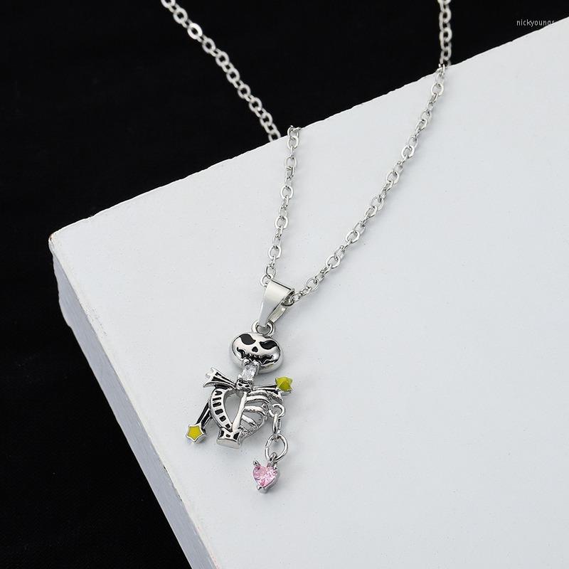 Chains Hallowmas Skeleton Necklace For Women Pink Hearts Pendant Necklaces Woman Trend Neck Silver Color Fashion Couples Party Gifts
Chains Hallowmas Skeleton Necklace For Women Pink Hearts Pendant Necklaces Woman Trend Neck Silver Color Fashion Couples Party Gifts
