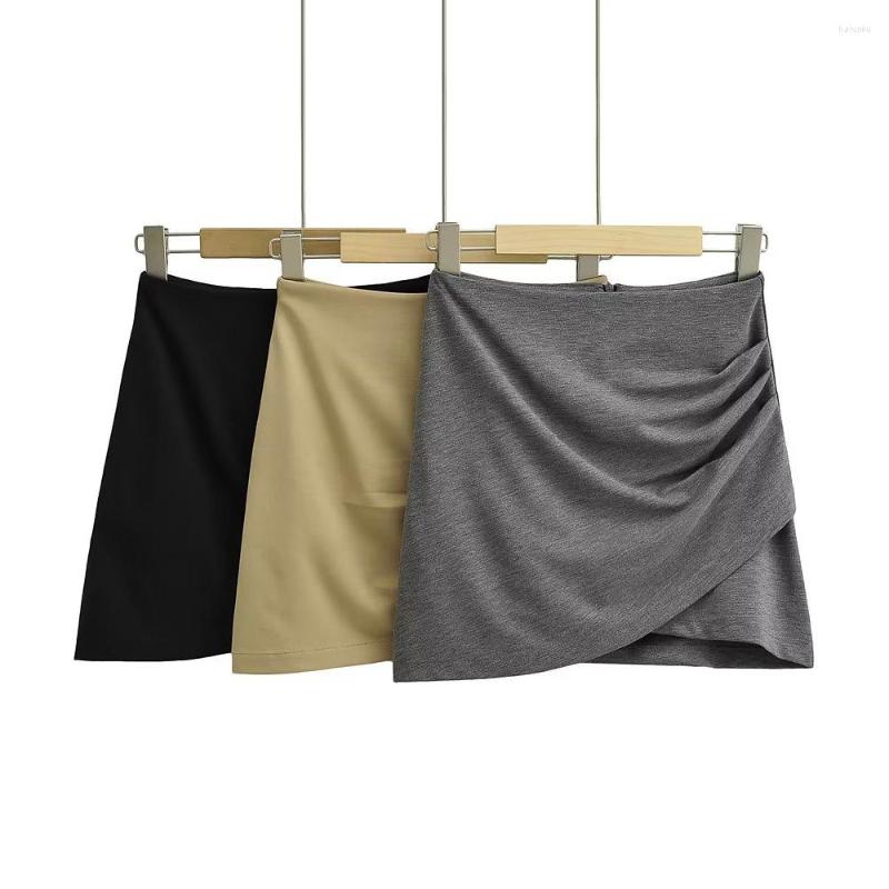 Skirts Women' Dress 2023 Chic Fashion Lady Pleated Buttock Mini Skirt Retro High Waist Back Zipper A-line Mujer, Black
Skirts Women' Dress 2023 Chic Fashion Lady Pleated Buttock Mini Skirt Retro High Waist Back Zipper A-line Mujer, Black