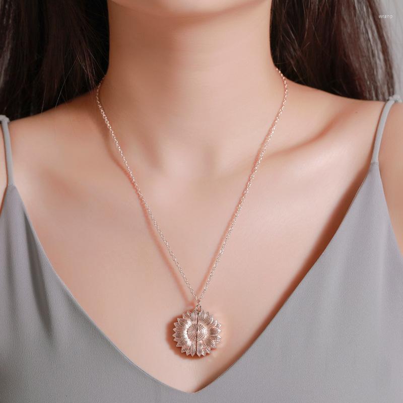 Pendant Necklaces 2023 Style Fashion Sunflower For Women Rose Gold Color Long Chain Sun Flower Female Necklace Jewelry
Pendant Necklaces 2023 Style Fashion Sunflower For Women Rose Gold Color Long Chain Sun Flower Female Necklace Jewelry