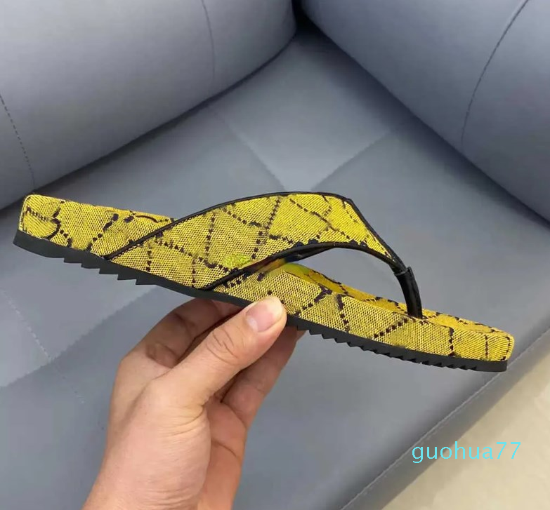 Platform Designer slipper Sandals For Women Mens Slides Trend Flip Flops Leather Rubber V-Shaped Woman Summer Slippers Flats Loafers Outdoor Beach
Platform Designer slipper Sandals For Women Mens Slides Trend Flip Flops Leather Rubber V-Shaped Woman Summer Slippers Flats Loafers Outdoor Beach
