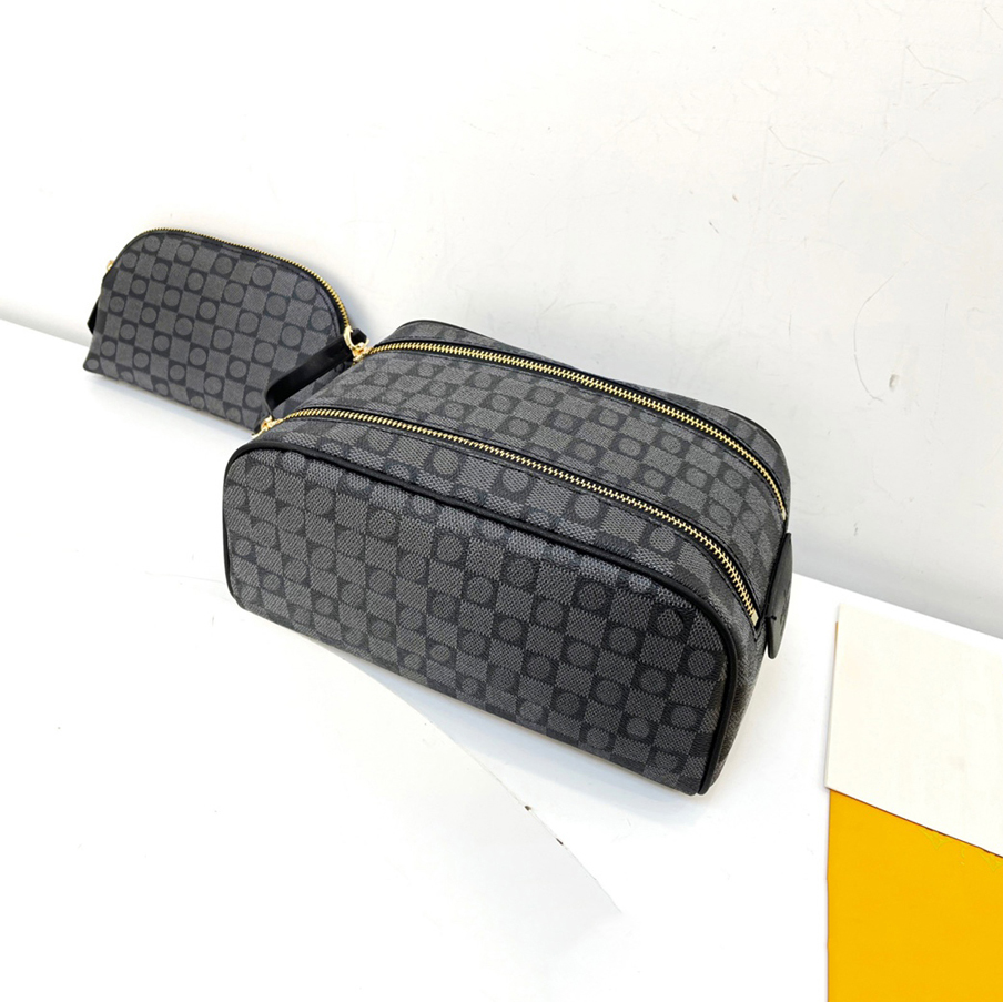 5A Designer Totes Shoulder Bags Luxury Women Cosmetic Bag HandBags Tote Real Leather Bag Lady Plaid outdoors Purses Duffle Luggage by fen 043, #1
5A Designer Totes Shoulder Bags Luxury Women Cosmetic Bag HandBags Tote Real Leather Bag Lady Plaid outdoors Purses Duffle Luggage by fen 043, #1