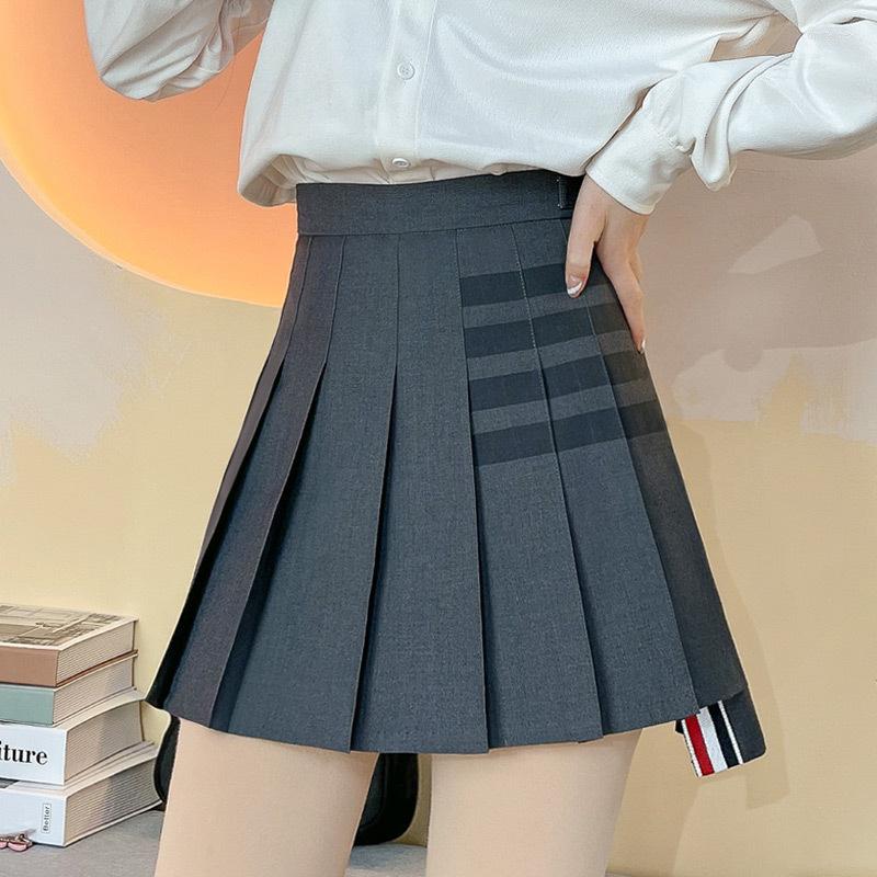 Skirts Half Length Skirt For Women Spring Summer High Waist A Word Slim Suit College Short Four Bars High-quality Grey Pleated, Light gray
Skirts Half Length Skirt For Women Spring Summer High Waist A Word Slim Suit College Short Four Bars High-quality Grey Pleated, Light gray