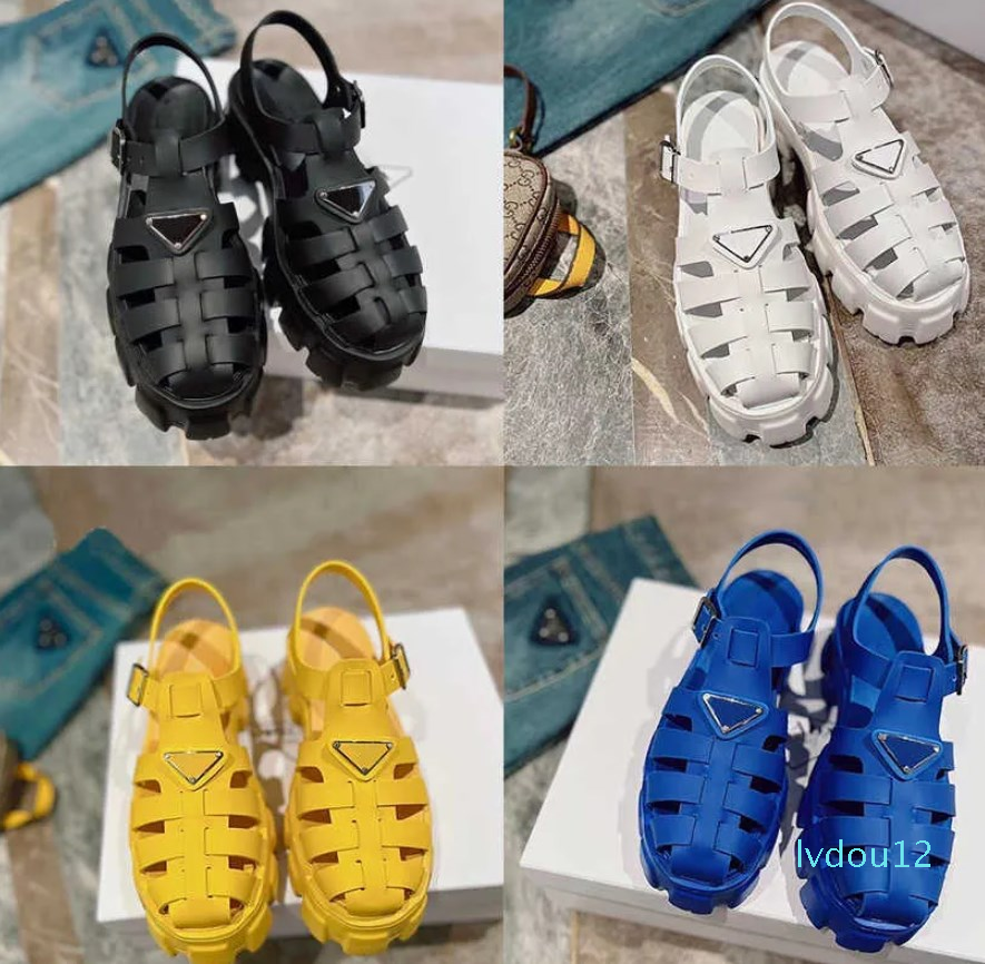 Women Designer Sandals Foam Rubber Sandal Fashion Platform Slides Triangle Metal Slippers Retro Beach Loafers Round Toe Sandal, Red
Women Designer Sandals Foam Rubber Sandal Fashion Platform Slides Triangle Metal Slippers Retro Beach Loafers Round Toe Sandal, Red