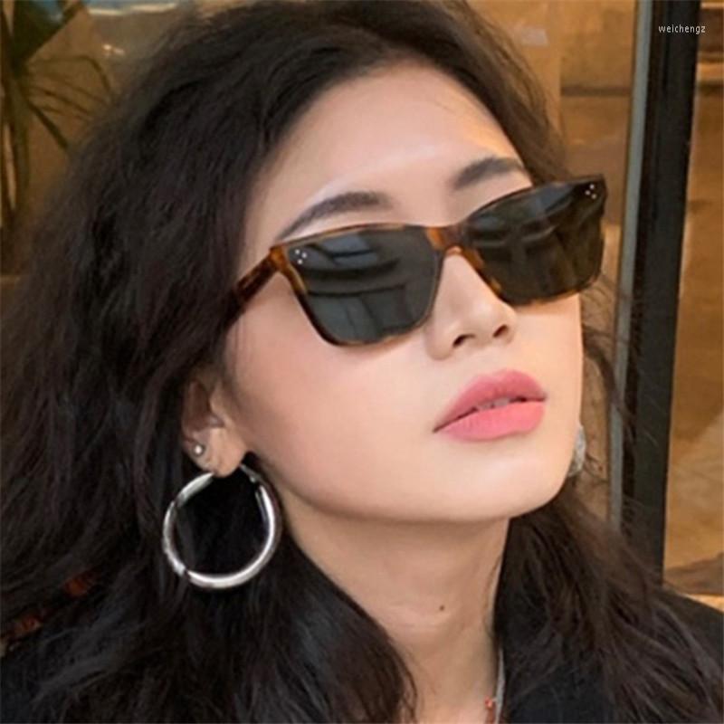 Sunglasses Classic Retro Square Women Eyewear Male Brand Vintage Small Cat Eye Sun Glasses Men Female Oculos Lunette De Soleil
Sunglasses Classic Retro Square Women Eyewear Male Brand Vintage Small Cat Eye Sun Glasses Men Female Oculos Lunette De Soleil
