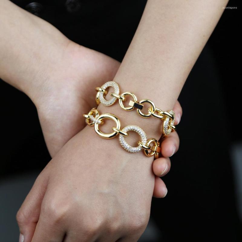 Link Bracelets Selling Geometric Round Oval Hollow Circle Chain Charm Bracelet With Clear CZ Paved For Women Fashion Party Jewelry
Link Bracelets Selling Geometric Round Oval Hollow Circle Chain Charm Bracelet With Clear CZ Paved For Women Fashion Party Jewelry