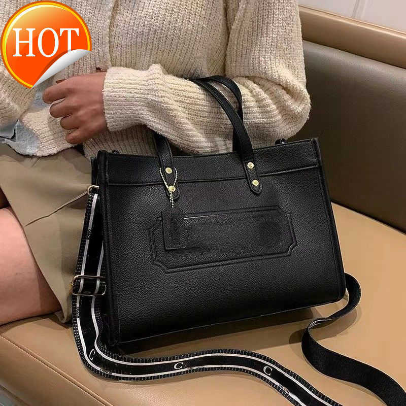 Luxury Brand Designer bags Hand Shoulder Bag Tote Korean C-family piece Set of Foreign Trade Popular Cross-body Fashion texture leather Factory direct sales, Black
Luxury Brand Designer bags Hand Shoulder Bag Tote Korean C-family piece Set of Foreign Trade Popular Cross-body Fashion texture leather Factory direct sales, Black