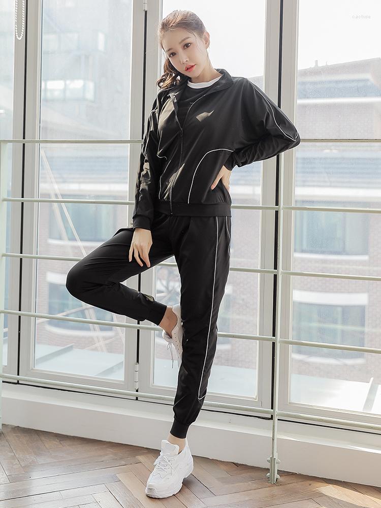 Active Sets 2023 Brand Women Fitness Set 4 In 1 Yoga Black Bra & Pants T-Shirts Solid Jacket Sport Wear Run Outdoor Jog
Active Sets 2023 Brand Women Fitness Set 4 In 1 Yoga Black Bra & Pants T-Shirts Solid Jacket Sport Wear Run Outdoor Jog