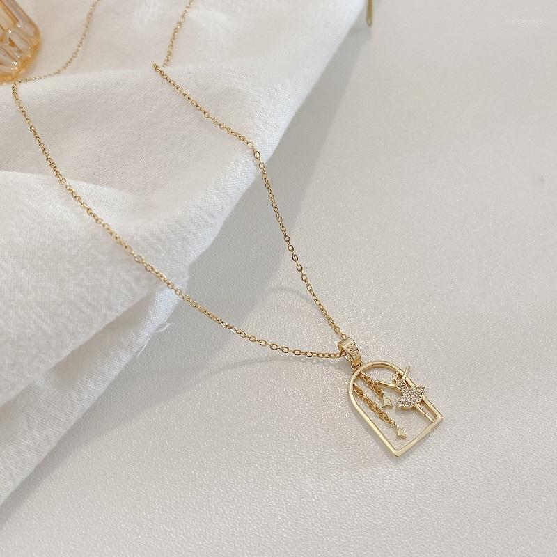 Chains Lovelink Fashion Gold Color Geometric Star Tassel Necklace For Women Shiny Zircon Metal Short Choker Girls Daily Accessory
Chains Lovelink Fashion Gold Color Geometric Star Tassel Necklace For Women Shiny Zircon Metal Short Choker Girls Daily Accessory