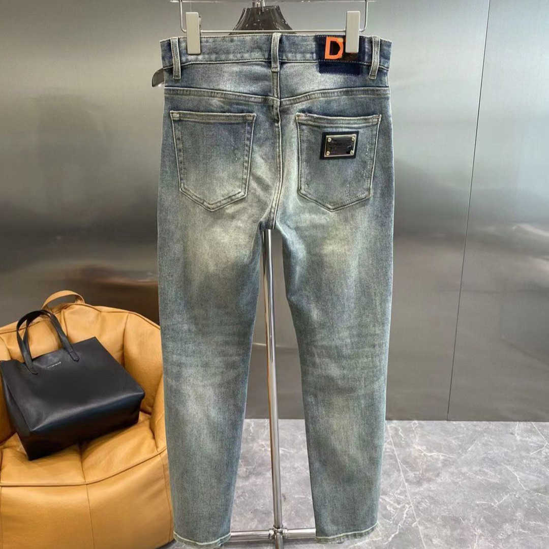 Tide brand mens pants designer jeans autumn D washed holes G denim trousers men slim straight slacks, Blue
Tide brand mens pants designer jeans autumn D washed holes G denim trousers men slim straight slacks, Blue