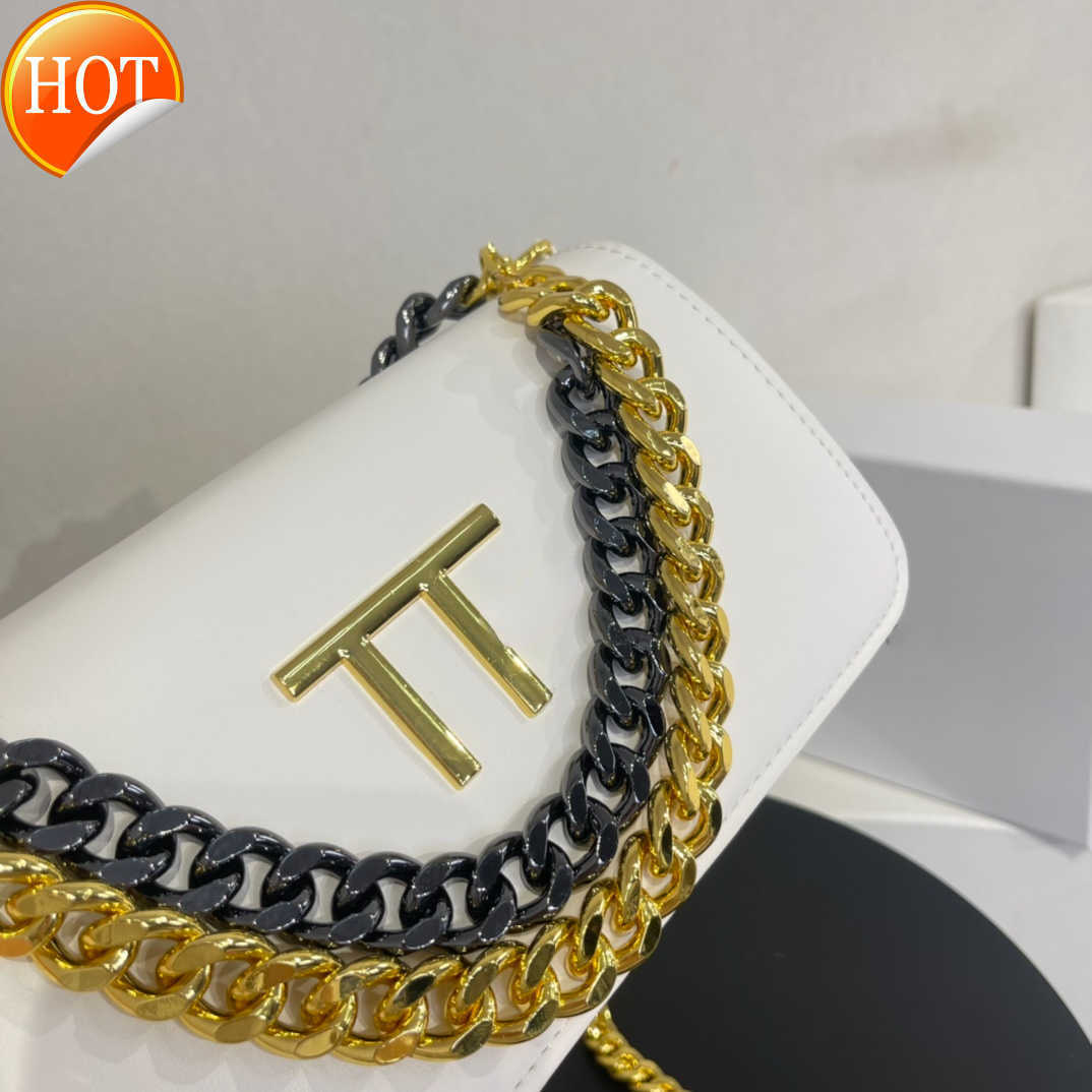 Luxury Brand Designer Bags Handbag Shoulder Crossbody Bag Tote 2023 New Multifunctional Fashion Messenger Texture Strap Factory direct sales, Color 5 size24x14x7cm
Luxury Brand Designer Bags Handbag Shoulder Crossbody Bag Tote 2023 New Multifunctional Fashion Messenger Texture Strap Factory direct sales, Color 5 size24x14x7cm