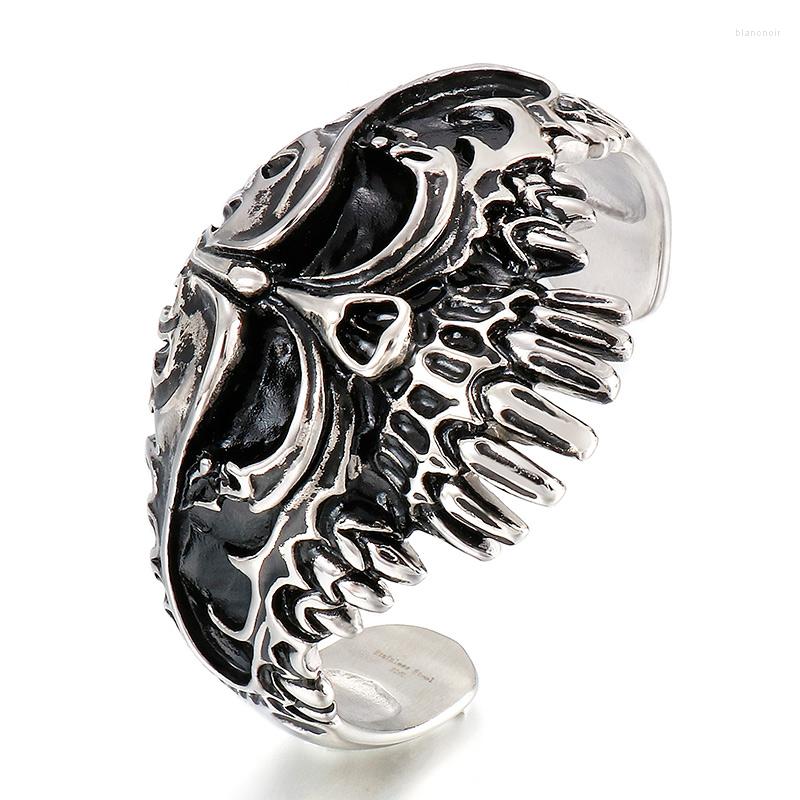 Bangle 110g 54 68mm American Trendy Men's Bracelets Stainless Steel Jewelry Manufacturers Casting Skull Buck Teeth Bracelet
Bangle 110g 54 68mm American Trendy Men's Bracelets Stainless Steel Jewelry Manufacturers Casting Skull Buck Teeth Bracelet