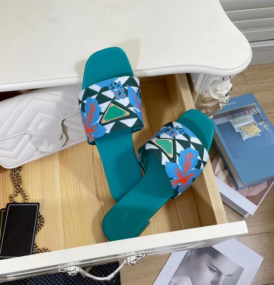 Slippers Womens Scuffs Designer Flat Bottom Sandal canvas Triangle Printing Embroidery flat Sandal Luxury Brand Women Flip-Flops Sandbeach Slipper, Green
Slippers Womens Scuffs Designer Flat Bottom Sandal canvas Triangle Printing Embroidery flat Sandal Luxury Brand Women Flip-Flops Sandbeach Slipper, Green