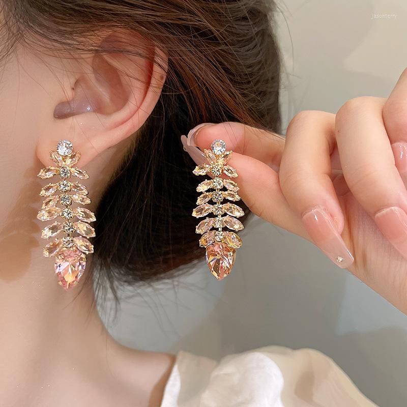 Dangle Earrings Shinning Luxury Pink Champagne Crystal Leaf Long Drop For Women
Dangle Earrings Shinning Luxury Pink Champagne Crystal Leaf Long Drop For Women