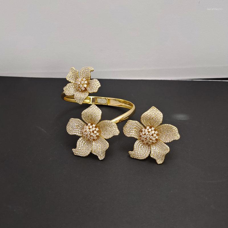 Bangle Original Design Dazzdelic Cubic Zirconia Classic Flower With Ring Set For Women Dating And Party
Bangle Original Design Dazzdelic Cubic Zirconia Classic Flower With Ring Set For Women Dating And Party