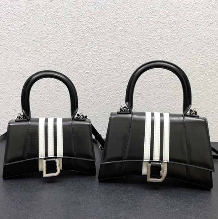 Designer Bag Handbag Purse Crossbody Bag Postman's Bag Women Fashion Luxury Wallet Metal Lock Chain Genuine Leather Handle, 11
Designer Bag Handbag Purse Crossbody Bag Postman's Bag Women Fashion Luxury Wallet Metal Lock Chain Genuine Leather Handle, 11