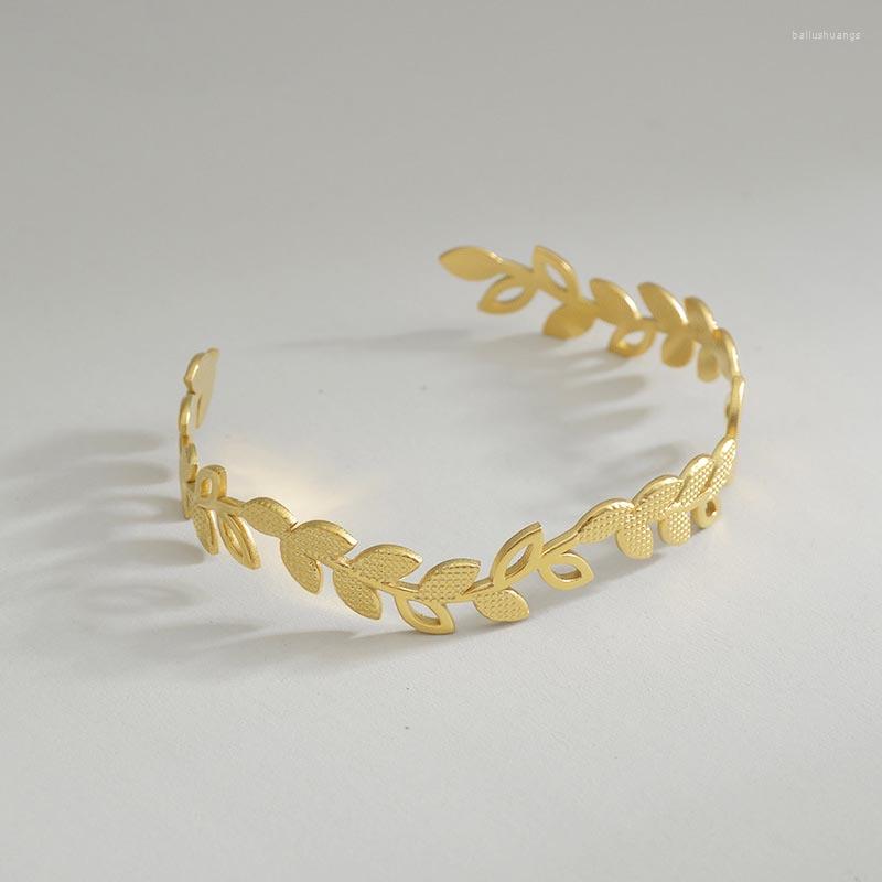 Bangle Fashion Adjustable Opening Leaf Bangles For Women Metal Texture Hollow Out Stainless Steel Jewelry Wholesale
Bangle Fashion Adjustable Opening Leaf Bangles For Women Metal Texture Hollow Out Stainless Steel Jewelry Wholesale