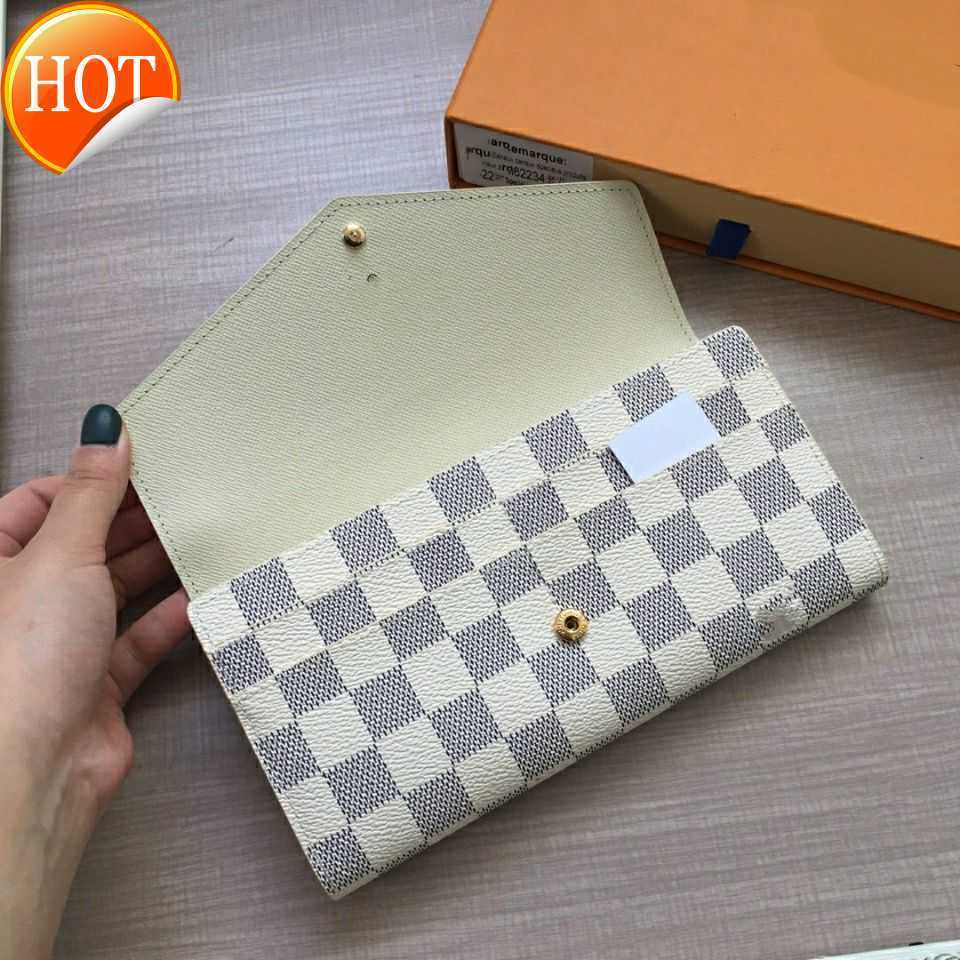 Luxury Brand Designer Wallets Card Bag 2023 New Women's Fashion Texture Purse Multifunctional Portable Buckle Gift Box Packaging Factory Direct Sales, Presbyopia brown
Luxury Brand Designer Wallets Card Bag 2023 New Women's Fashion Texture Purse Multifunctional Portable Buckle Gift Box Packaging Factory Direct Sales, Presbyopia brown