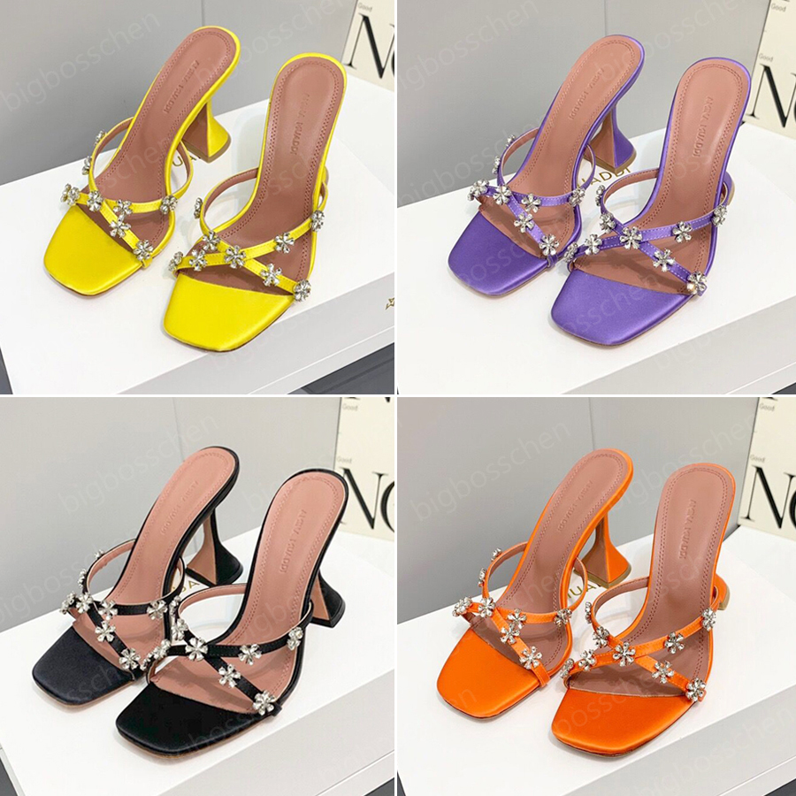 Amina muaddi dress shoes women's slippers designer satin crystal square toe high heels 9.5 cm luxury loafers party reception wedding sexy formal sandals 35-42 with box, Watermelon
Amina muaddi dress shoes women's slippers designer satin crystal square toe high heels 9.5 cm luxury loafers party reception wedding sexy formal sandals 35-42 with box, Watermelon