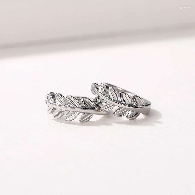 Hoop Earrings CAOSHI Silver Plated Metal Leaf Loop For Women Versatile Simple Style Accessories Fashion Female Delicate Jewelry
Hoop Earrings CAOSHI Silver Plated Metal Leaf Loop For Women Versatile Simple Style Accessories Fashion Female Delicate Jewelry