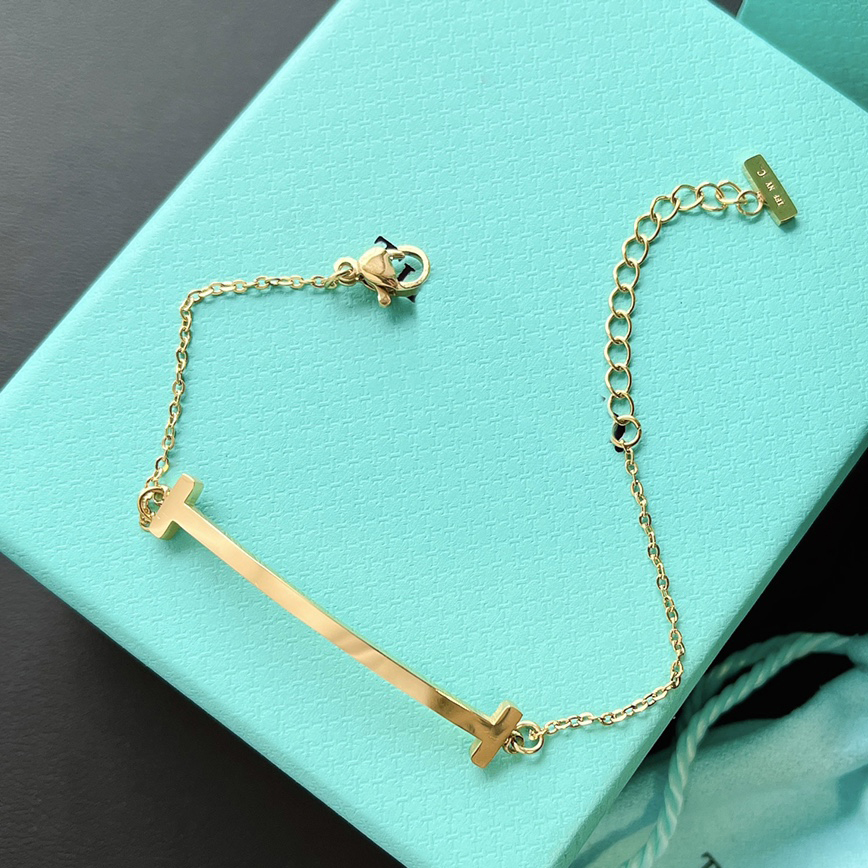 Classic Bracelets Chain Bracelet Link Chains Fashion Adjustable Bracelet Gold-Plated With Color Birthday ValentineS Day Gift Fashion Design Women Accessories
Classic Bracelets Chain Bracelet Link Chains Fashion Adjustable Bracelet Gold-Plated With Color Birthday ValentineS Day Gift Fashion Design Women Accessories